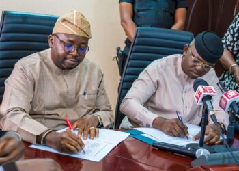 MINISTER OF WATER RESOURCES AND SANITATION AND HIS POWER COUNTERPART SIGN MEMORANDUM OF UNDERSTANDING FOR SUSTAINABLE POWER AND IRRIGATION PROJECT IN NIGERIA