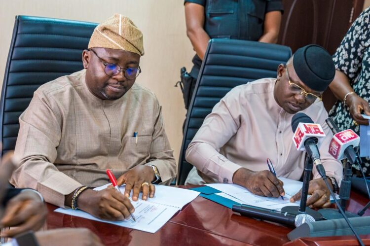 MINISTER OF WATER RESOURCES AND SANITATION AND HIS POWER COUNTERPART SIGN MEMORANDUM OF UNDERSTANDING FOR SUSTAINABLE POWER AND IRRIGATION PROJECT IN NIGERIA