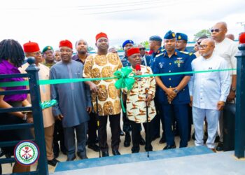 DEFENCE MINISTER COMMENDS GOV. OTTI OF ABIA STATE OVER NAF ADMINISTRATIVE COMPLEX